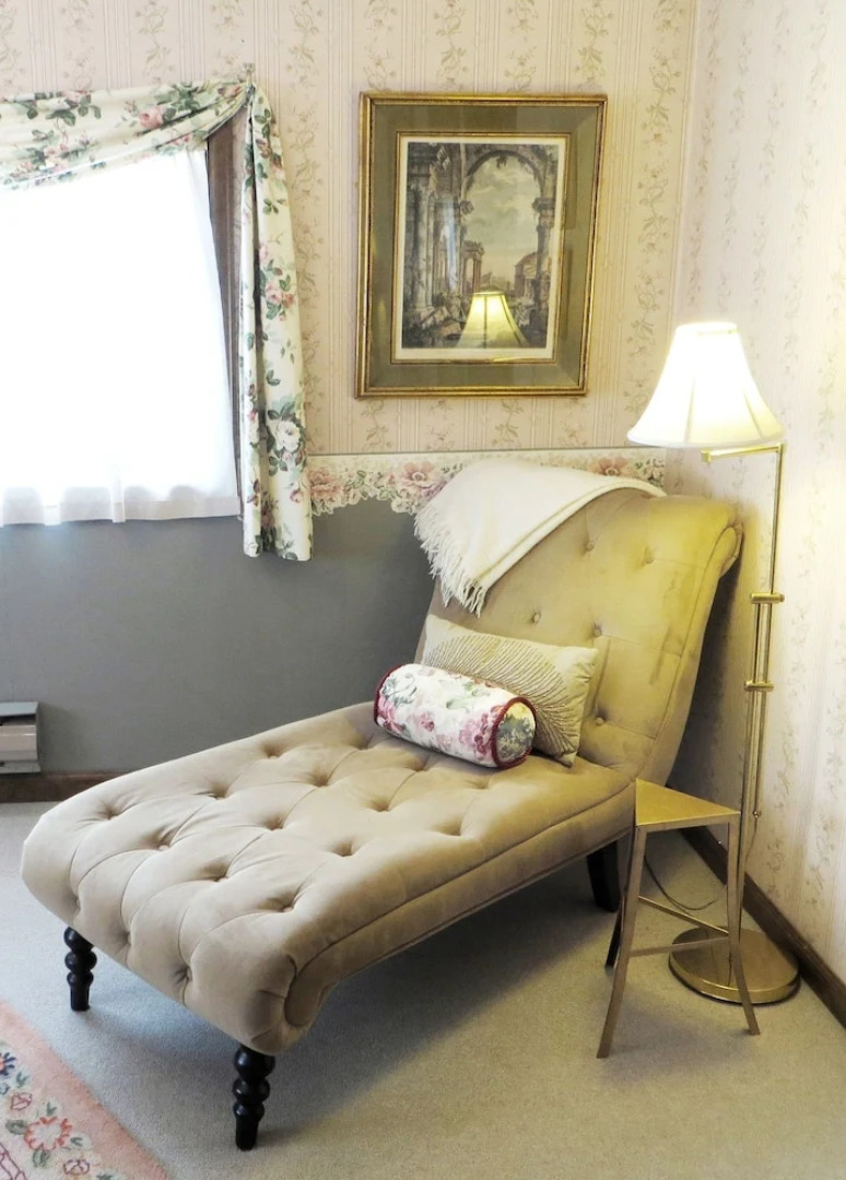 The Historic Rapids Lodge and Restaurant