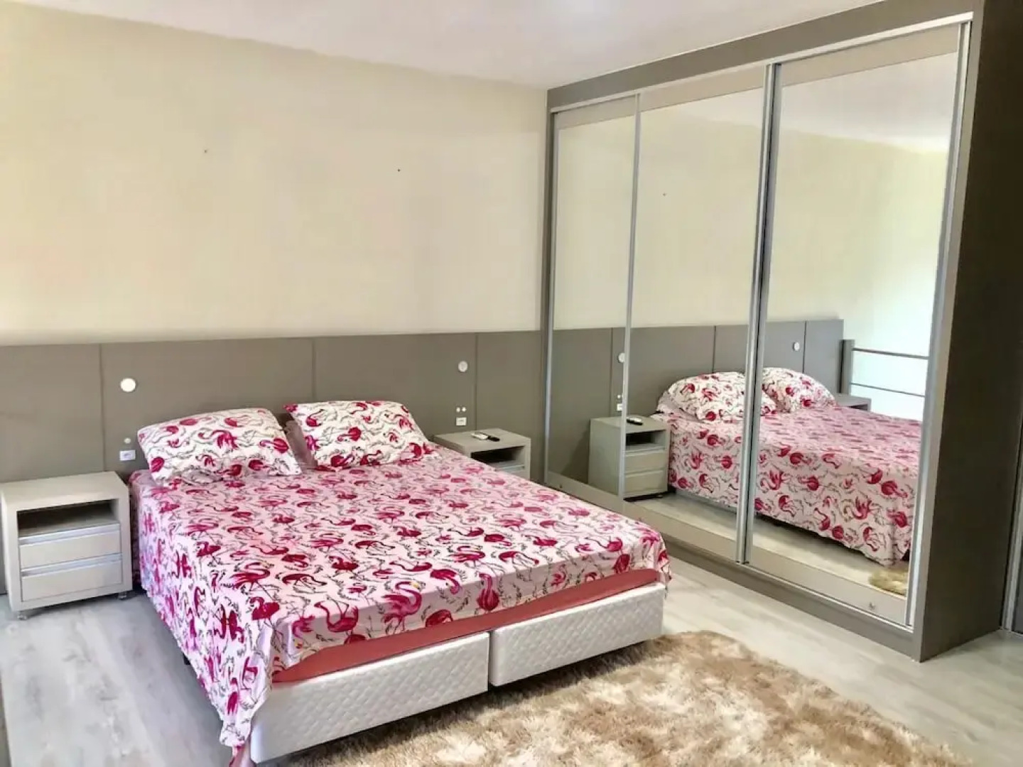 Saint Sebastian 307 Duplex no Centro.