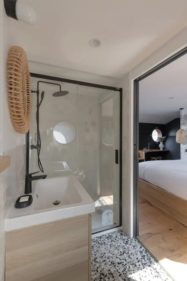 LA PENICHE - Bed And Bicycle - Tournon