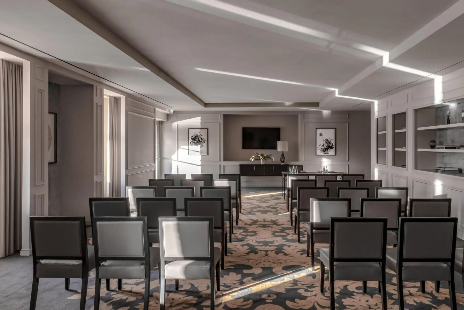 Royal Champagne Hotel & Spa