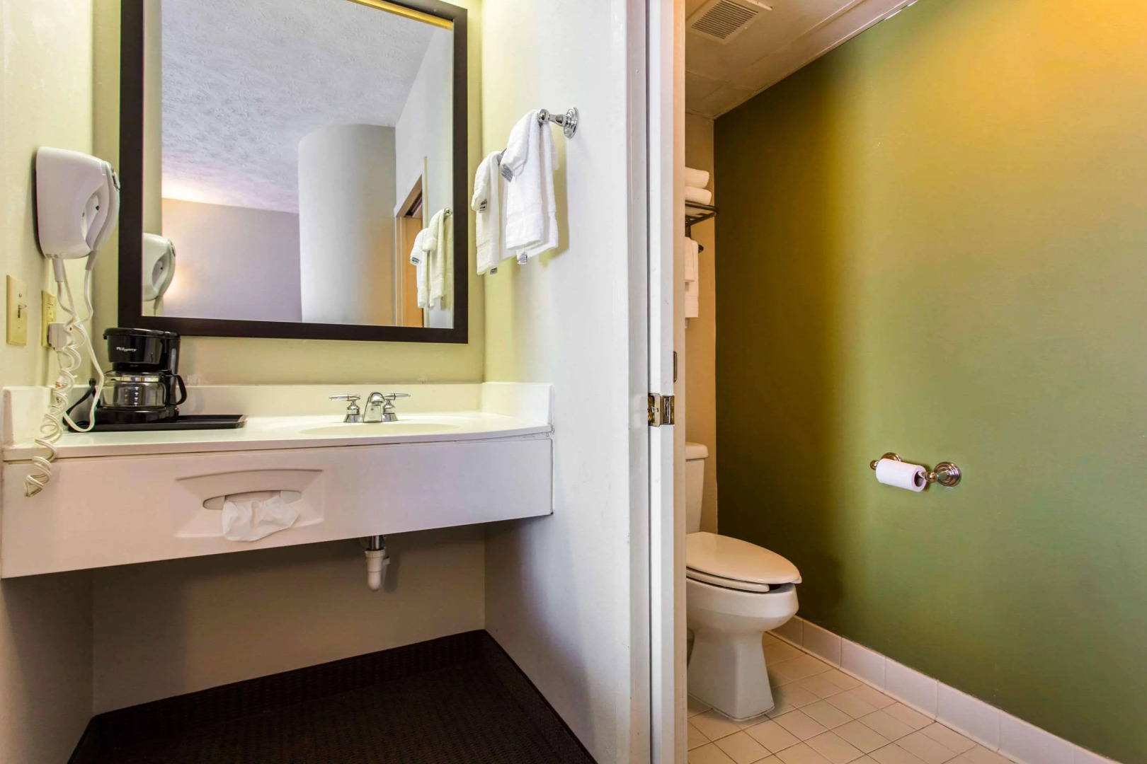 SureStay by Best Western Summerville Flowertown