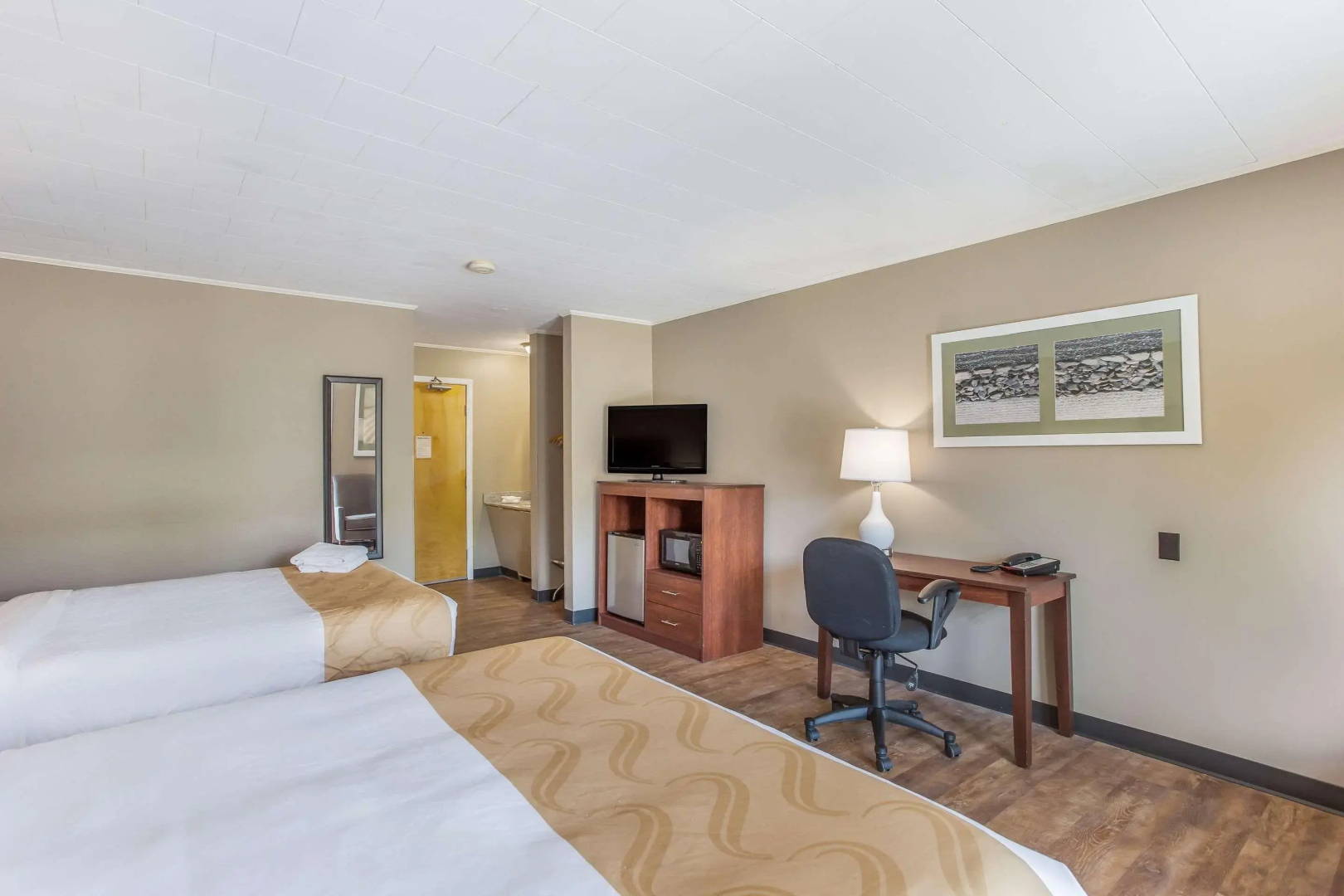 Quality Inn & Suites Gorham Riverside