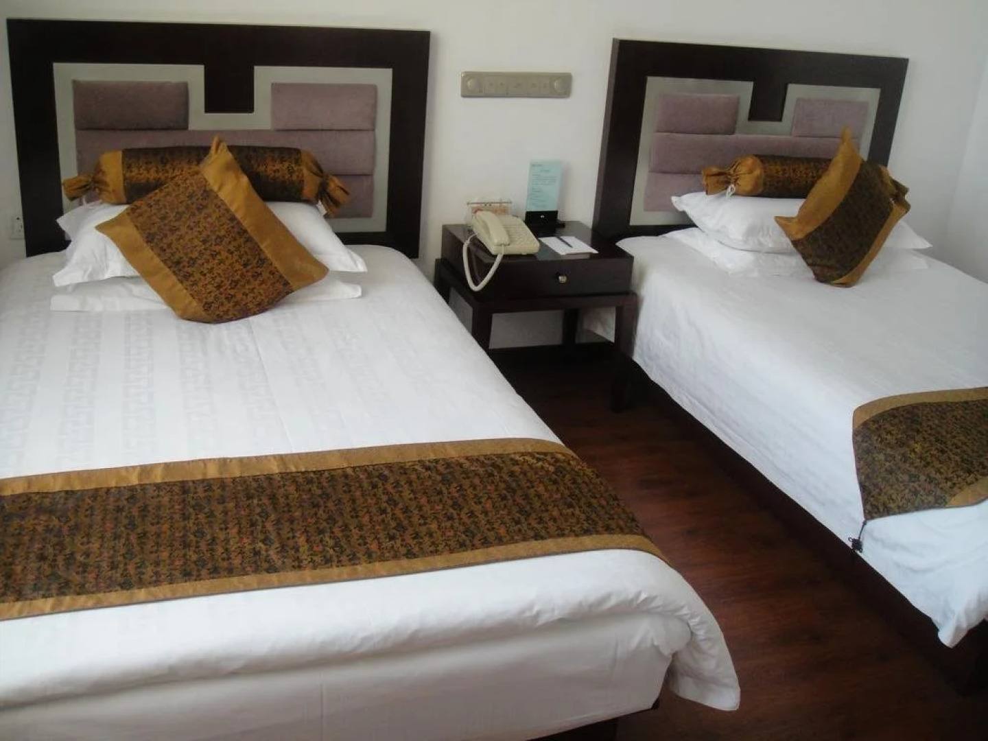 King Eastern Jingyang Hotel