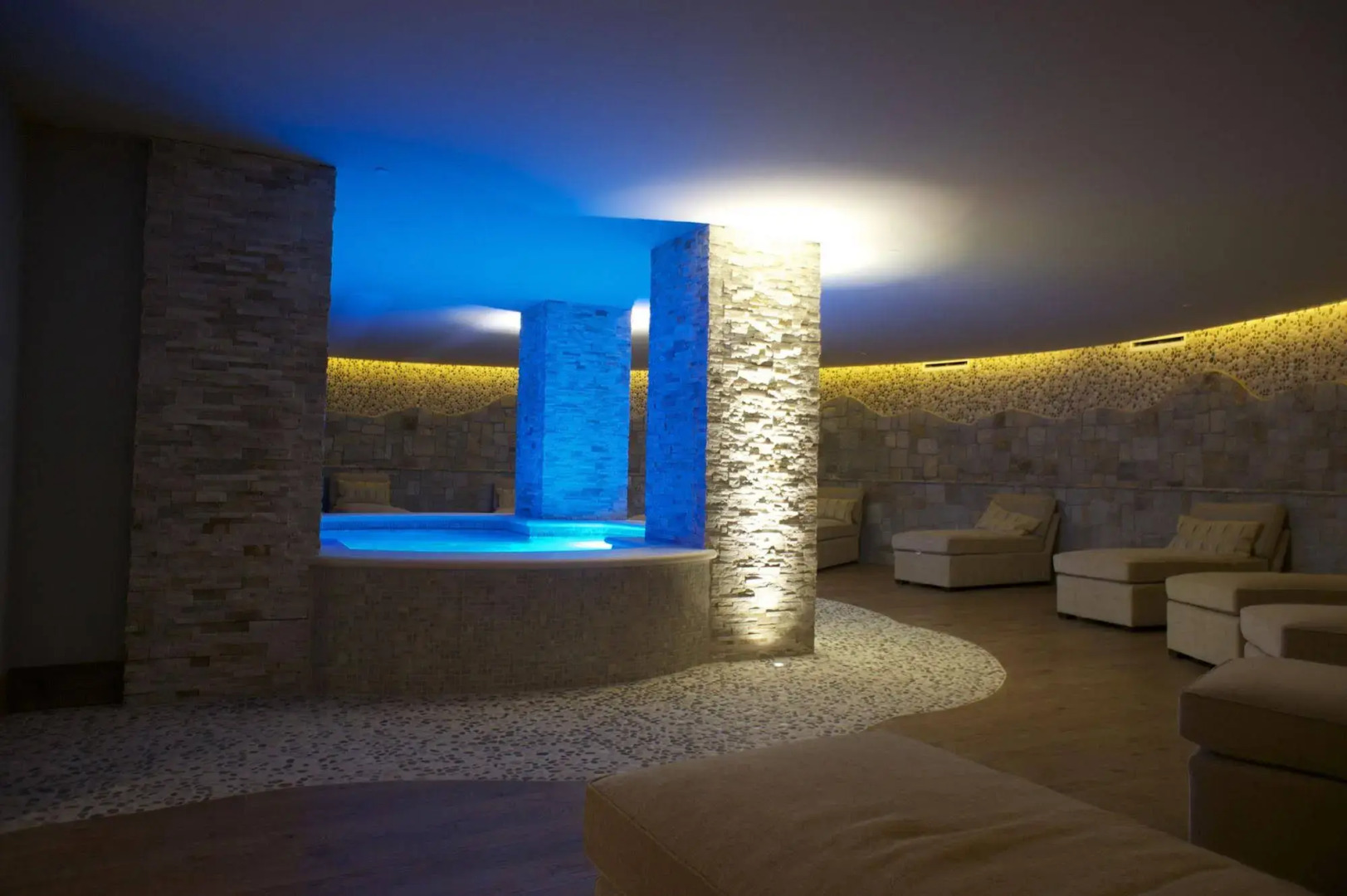 The Inn At Sawmill Farm