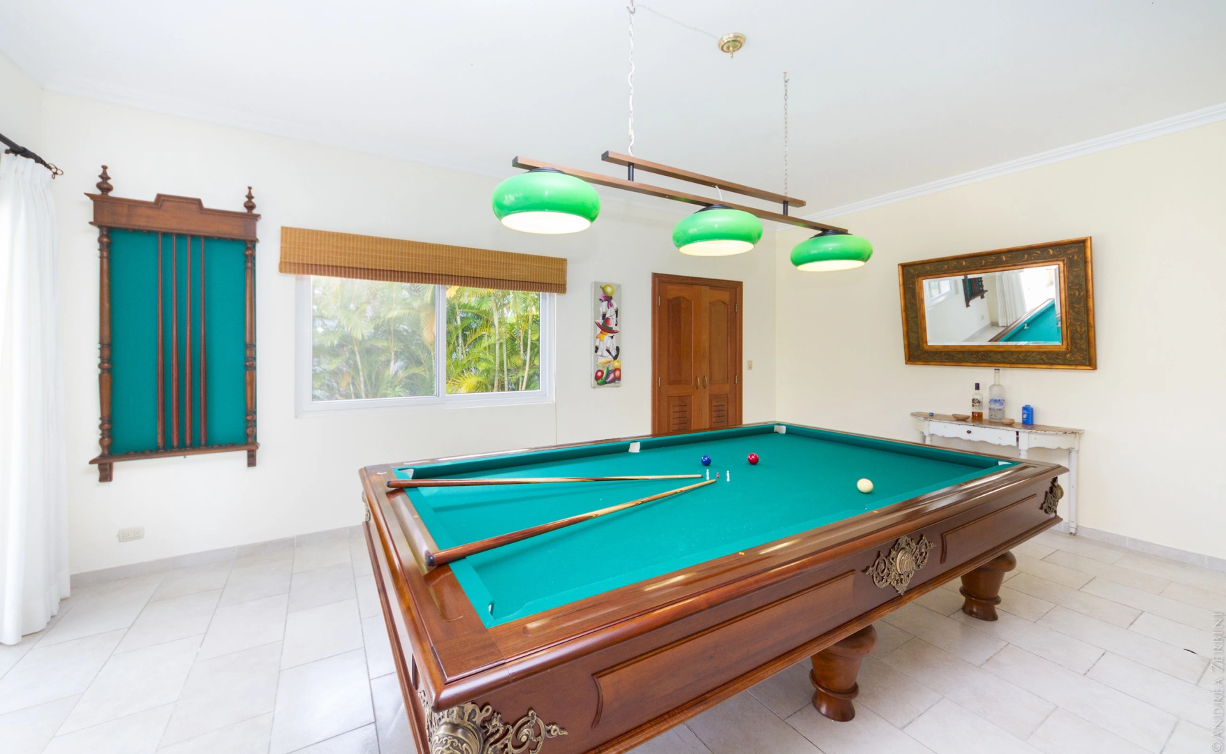 Villa in Bavaro for rent (Cocotal Golf & Country Club) – pool, billiards, maid