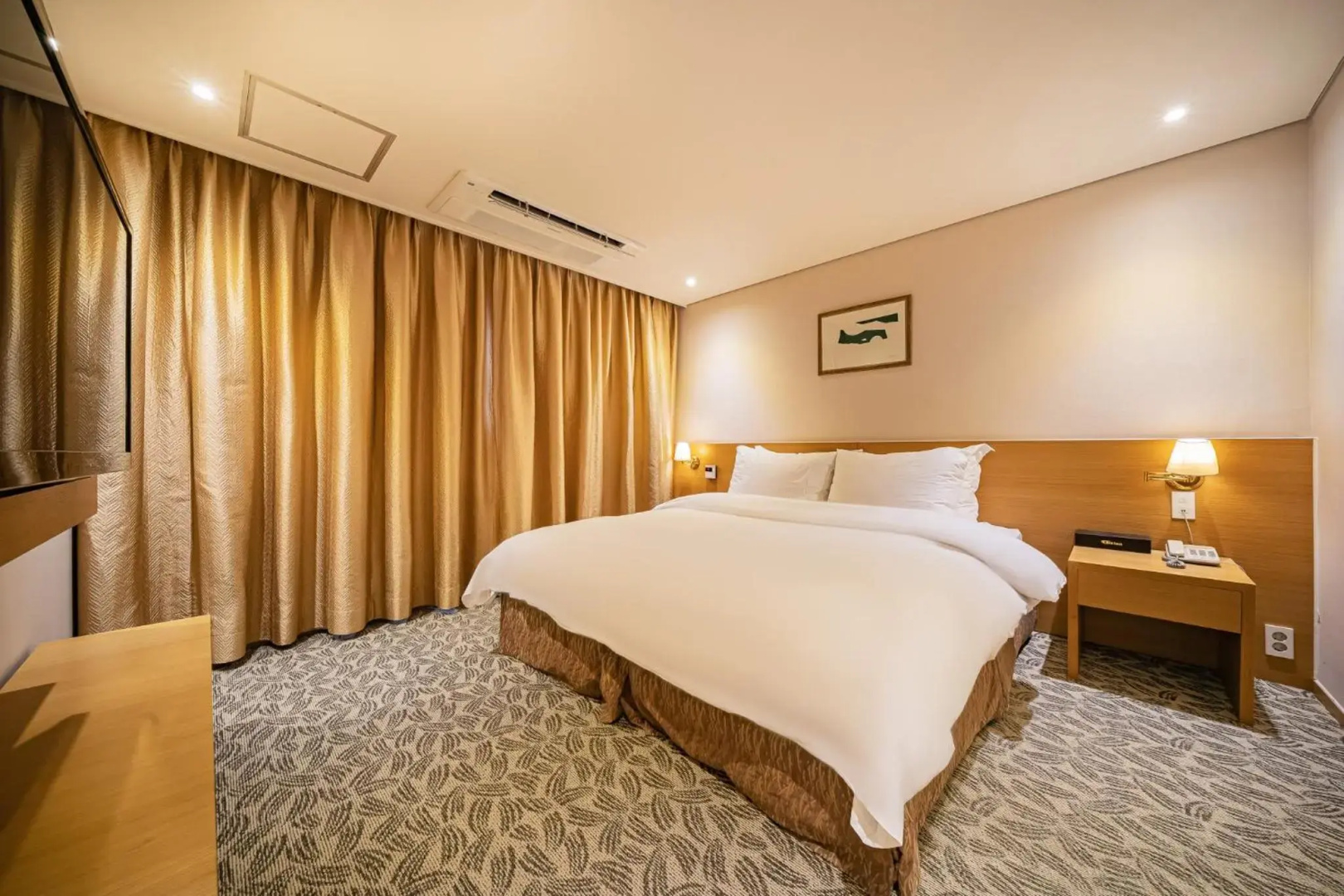 Hotel Biz Inn