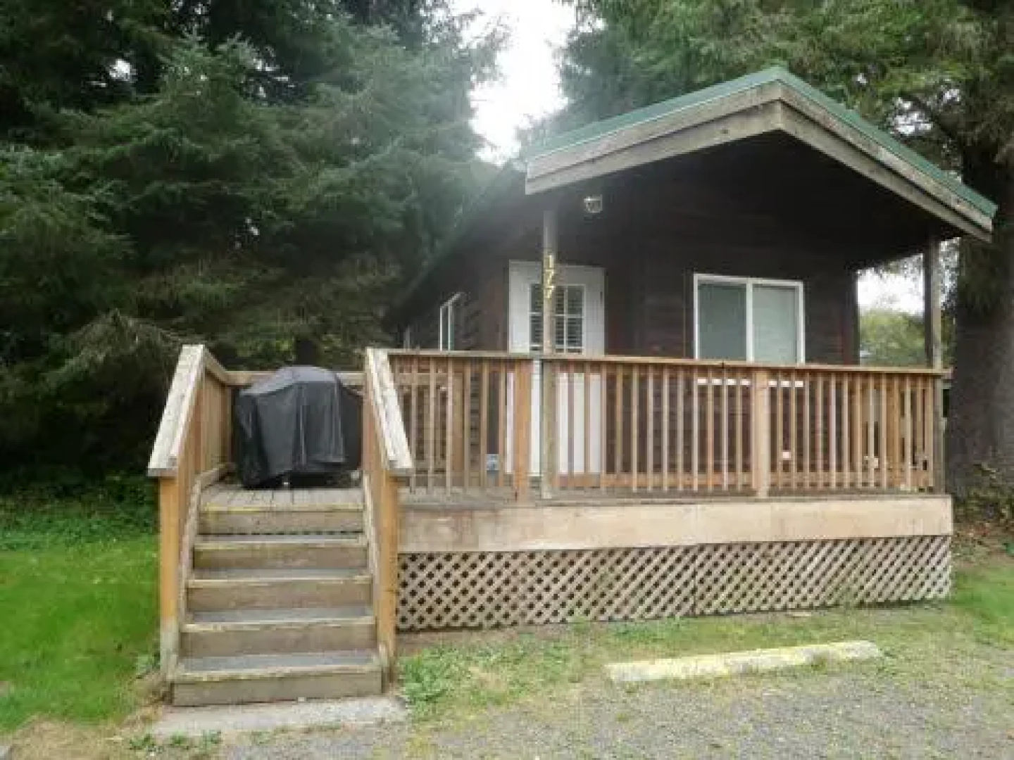Seaside Camping Resort Deluxe Studio Cabin 1