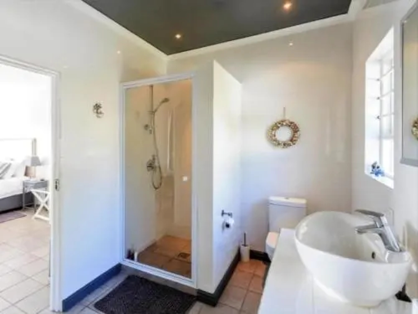 The Ocean Bay Luxury Guesthouse