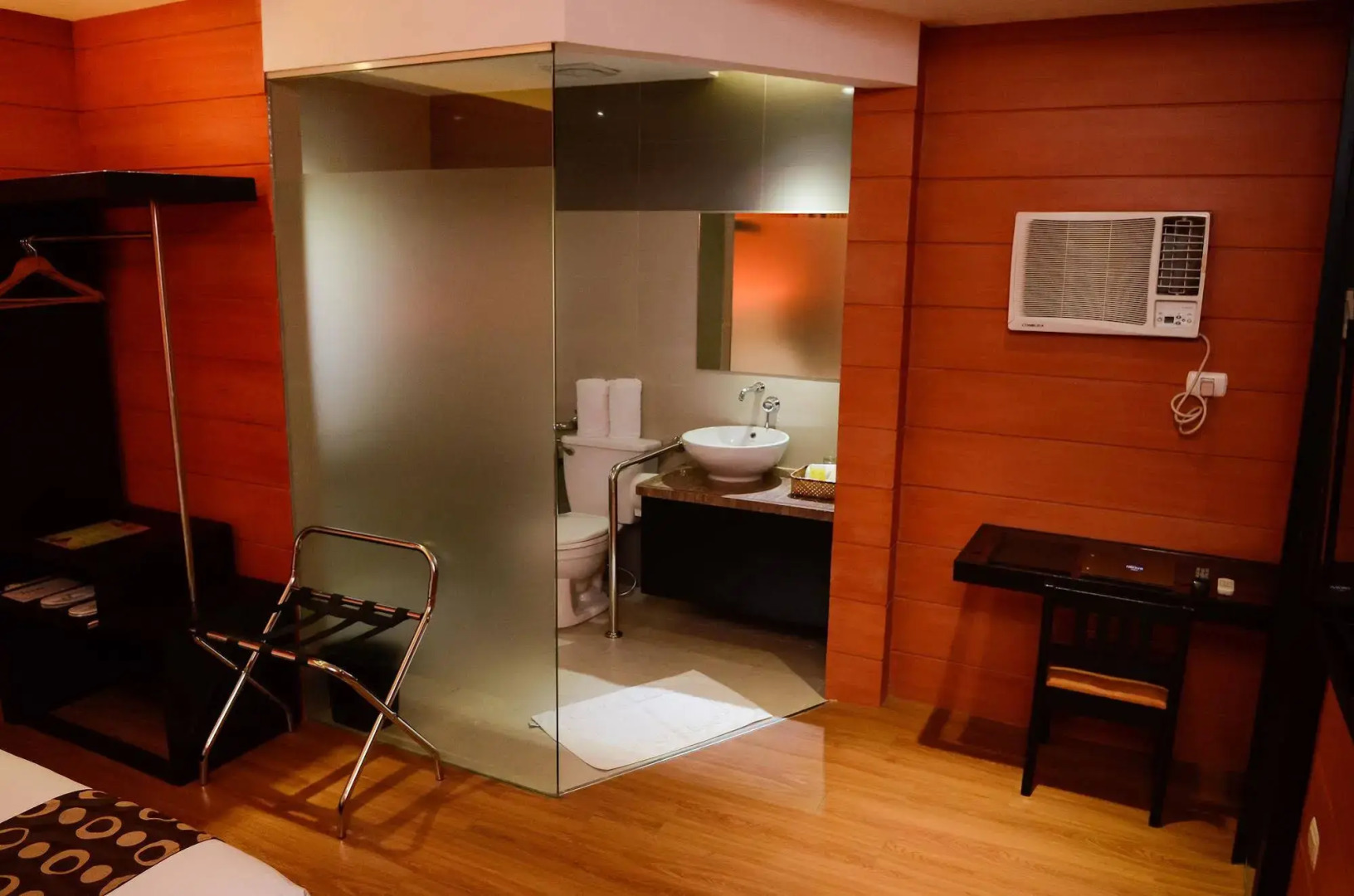 Sun City Suites