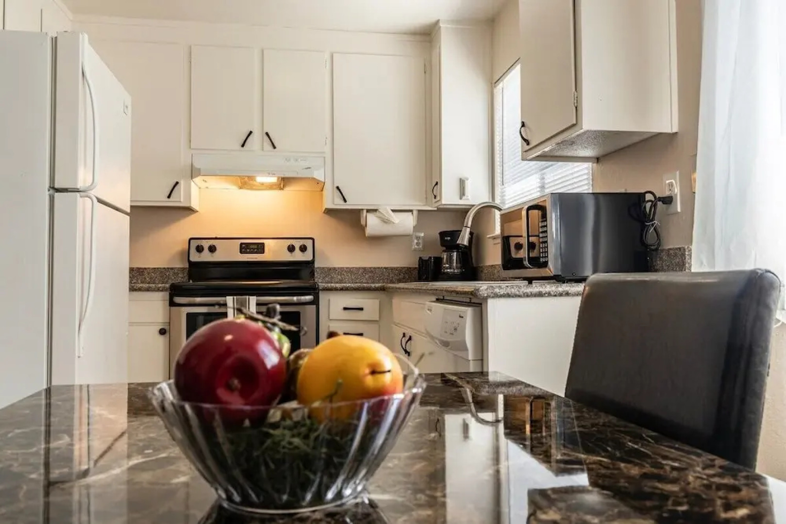 Cozy 2-bedroom in Concord