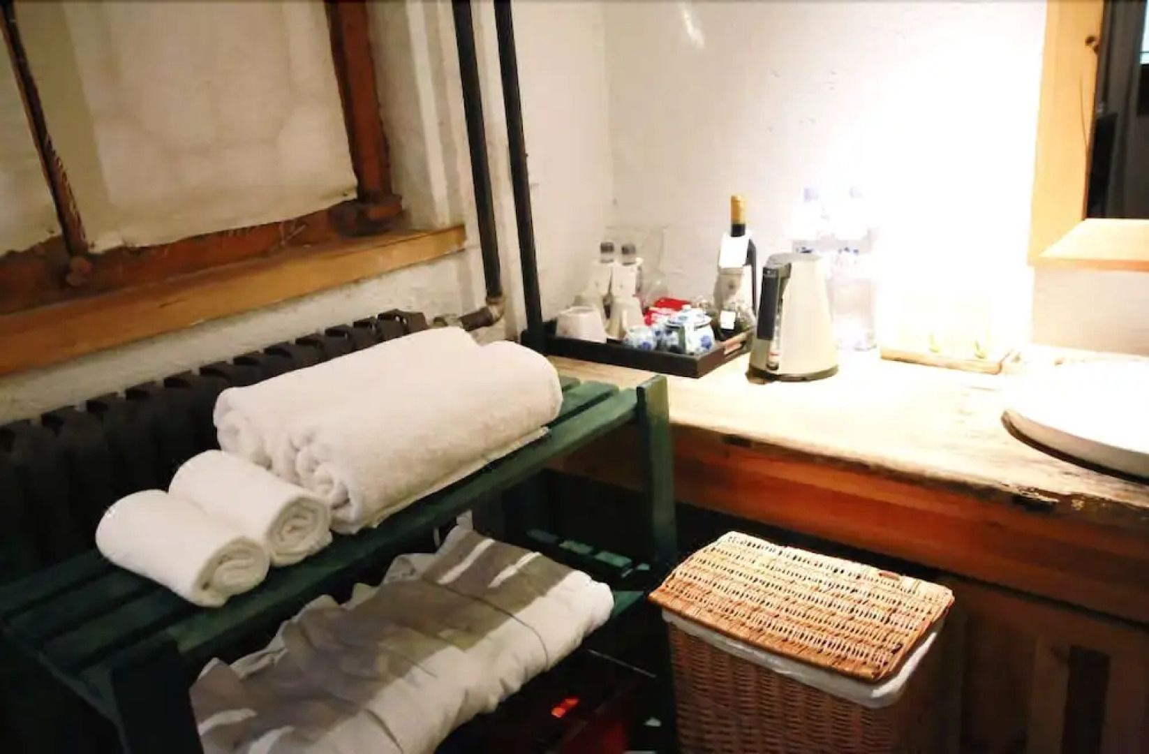 Zuoyouke Theme Hotel