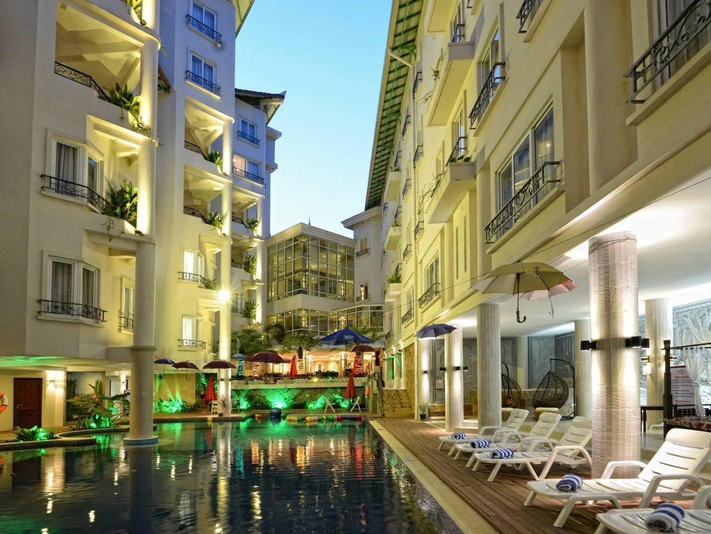 Holiday Villa Nataya