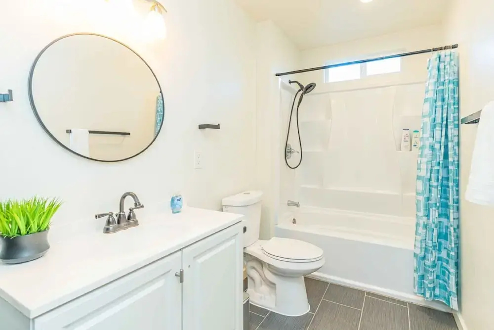 Elegant Comfort on Historic Route 66 Attractions