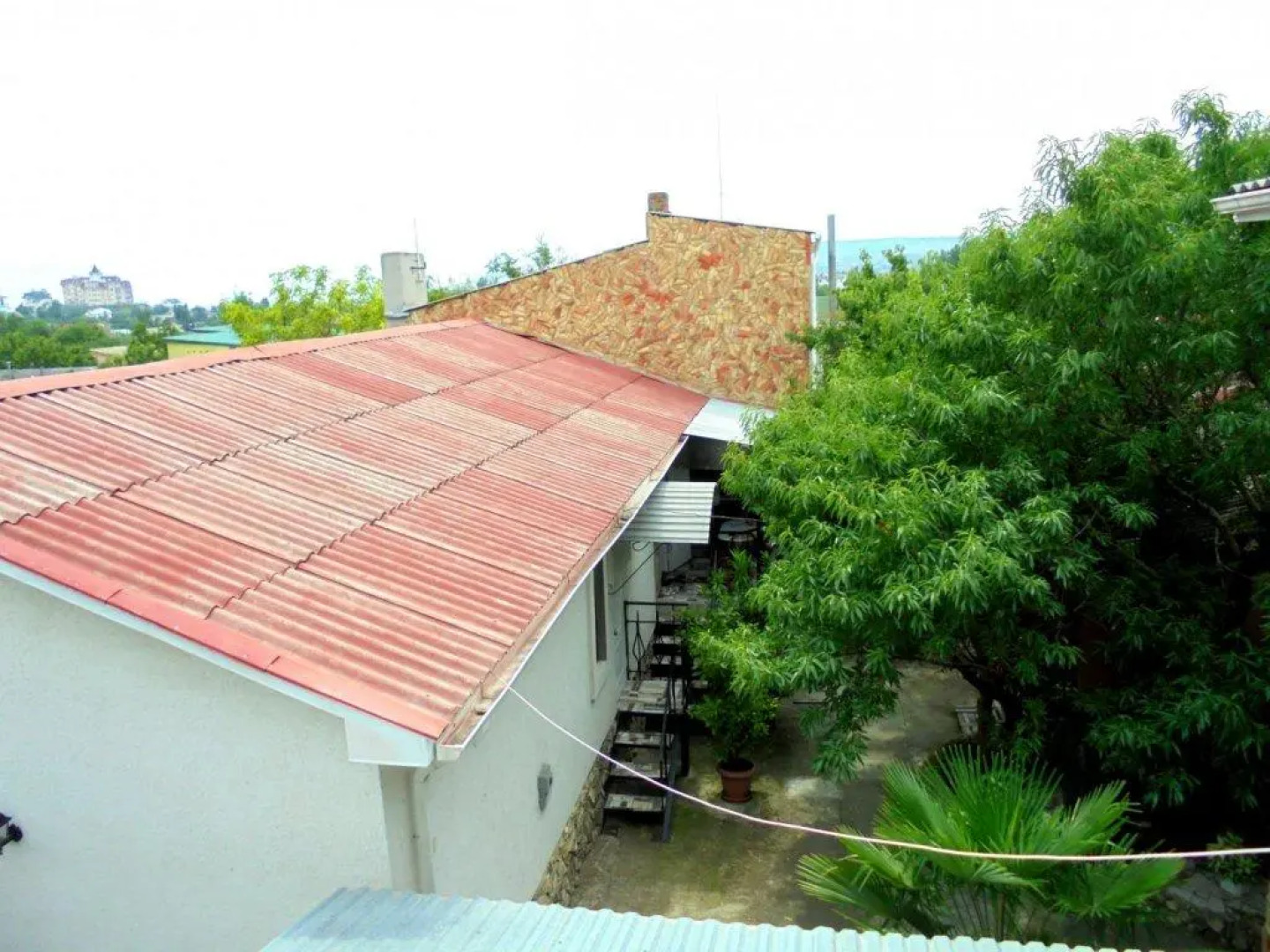 Uyutnyij S Terrasoj Private House