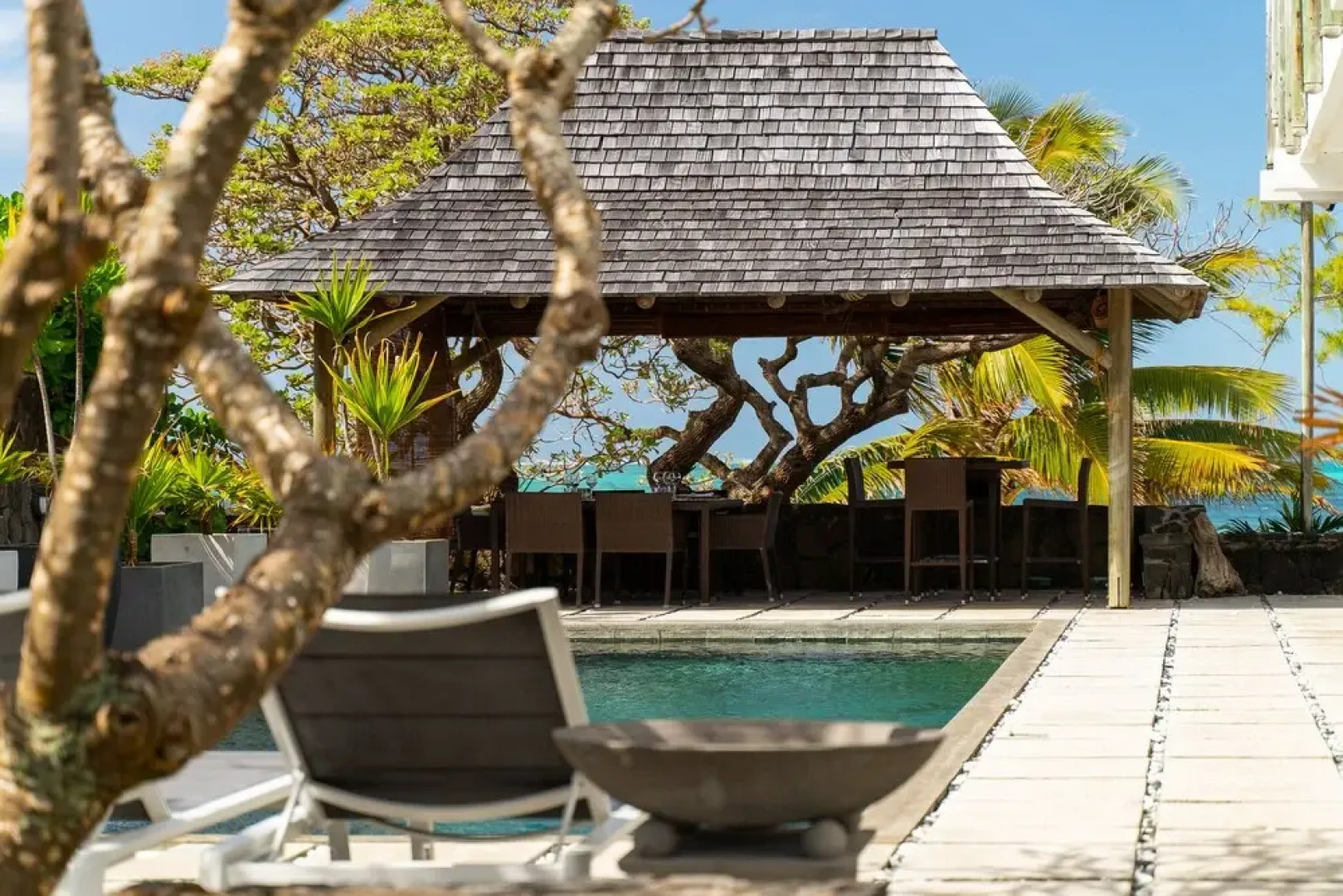 Koki Bonheur Beachfront Villa by StayMauritius