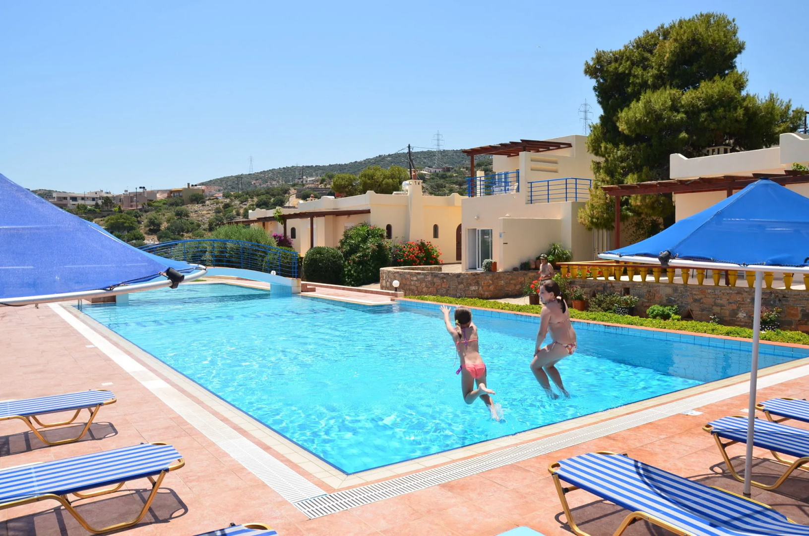 Poppy Villas