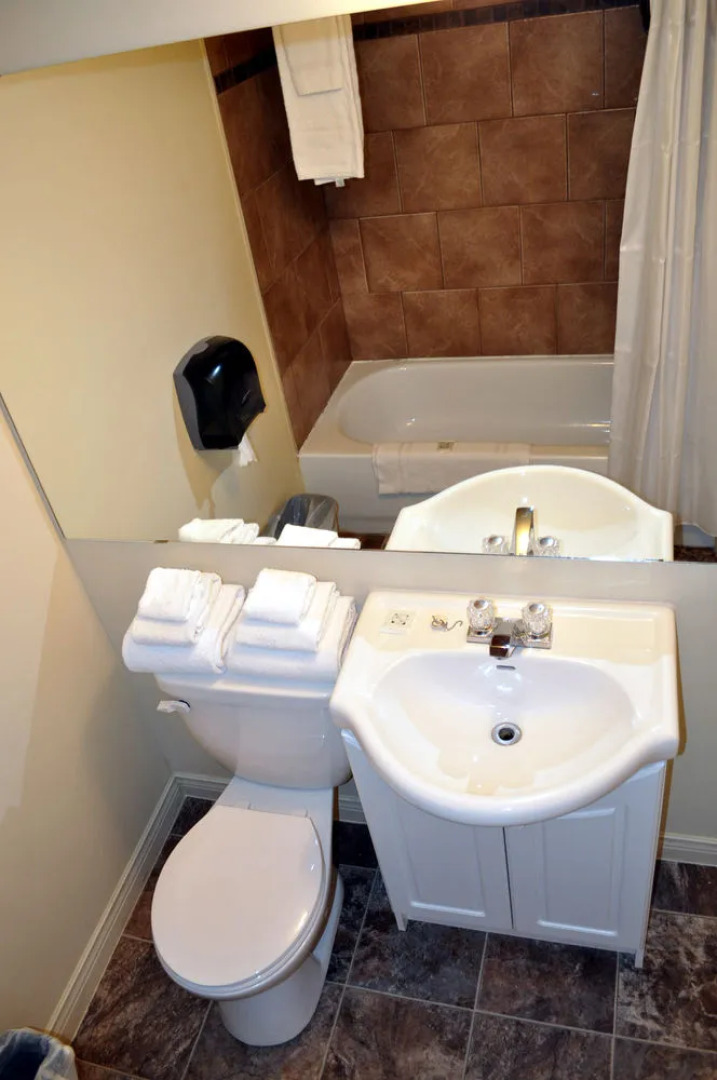 Cap Pele Sandy Beach Inn