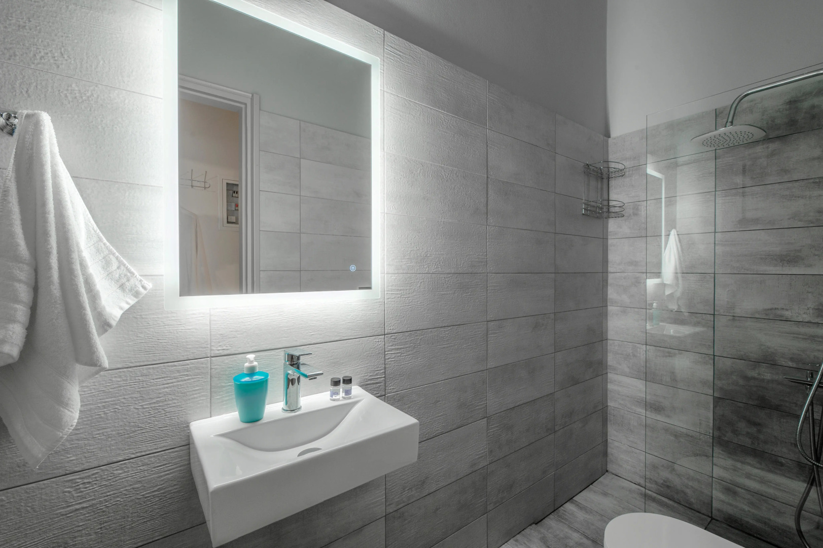 Stork Holiday Apartments - Garden & Sea View