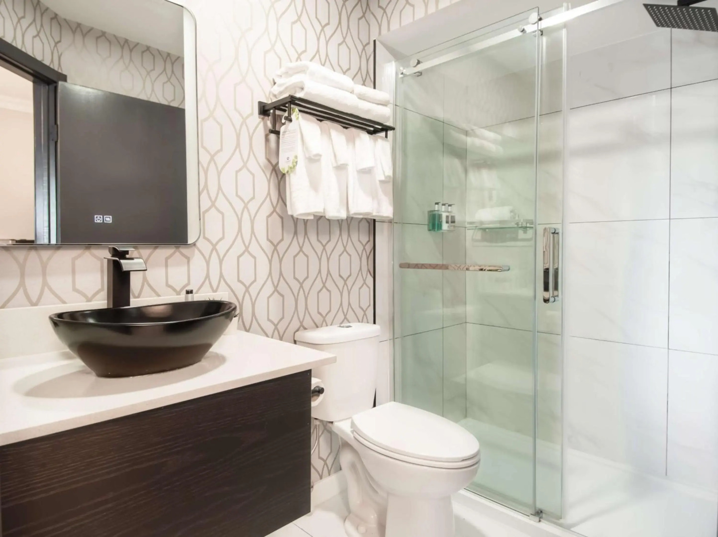 Coast Courtenay Hotel