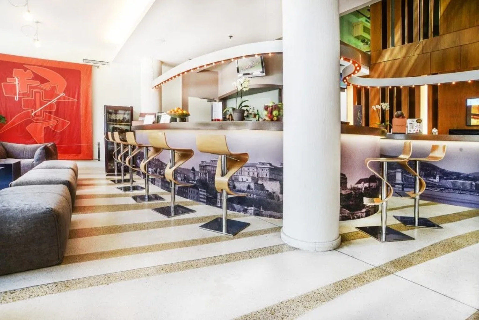 Lanchid 19 Design Hotel