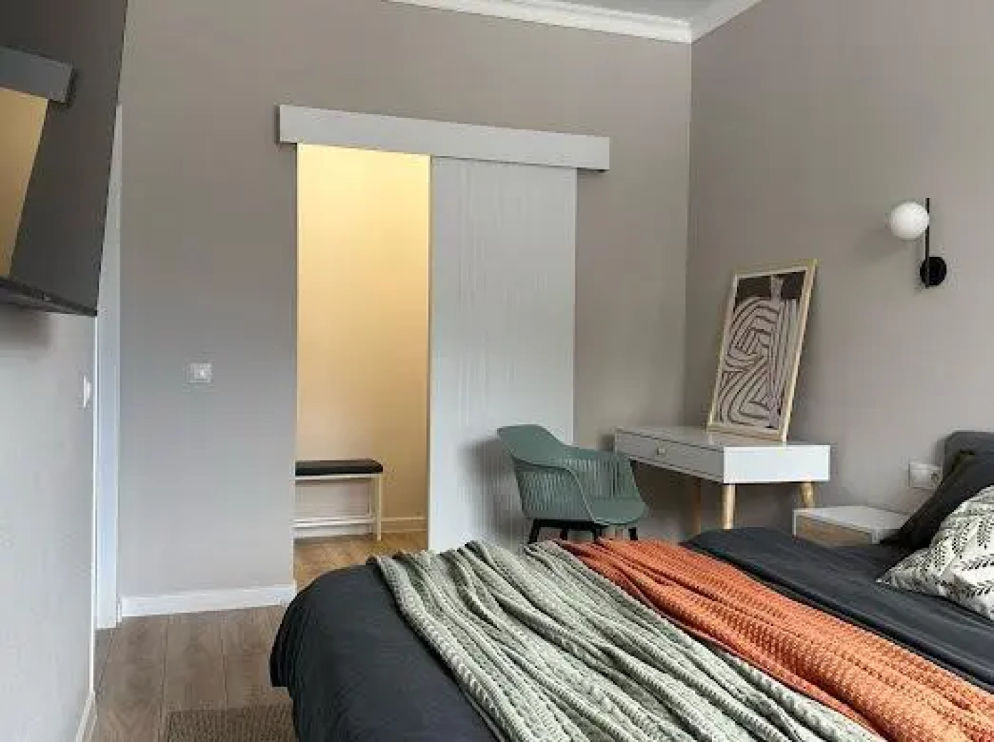 Апартаменты на улице Лопырина