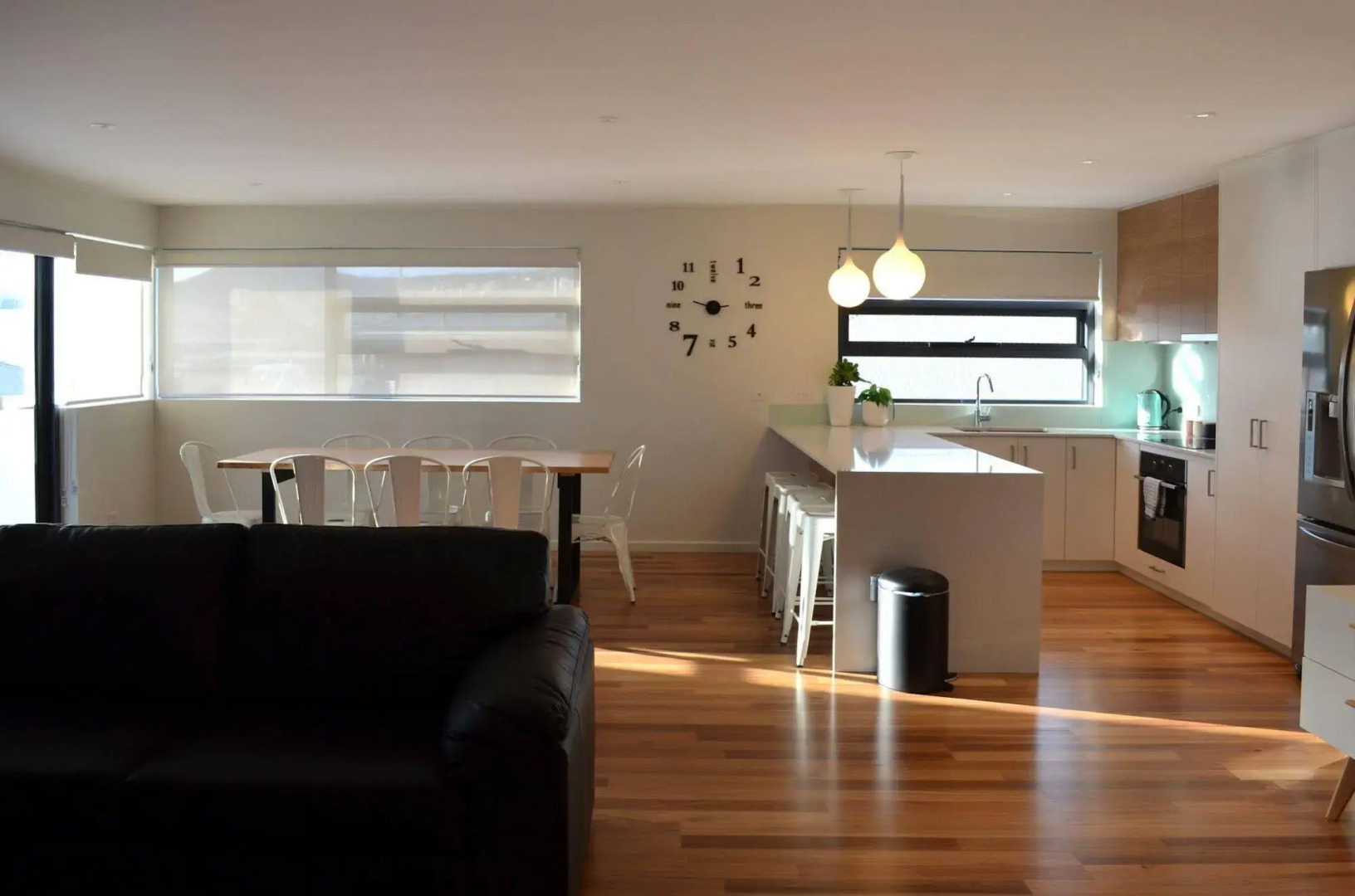 Kangaroo Bay Apartments