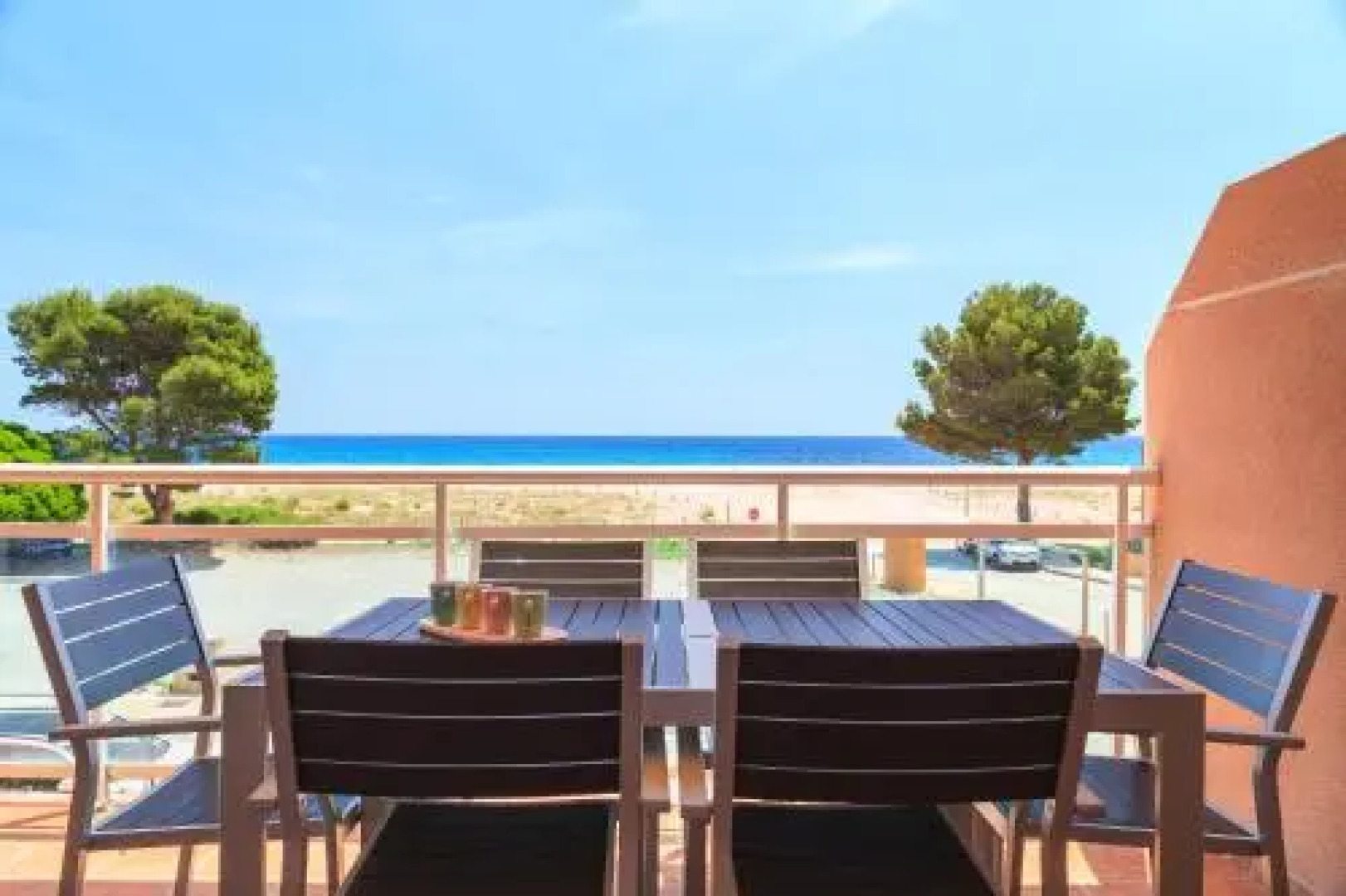 UHC Arco del Sol Family Complex