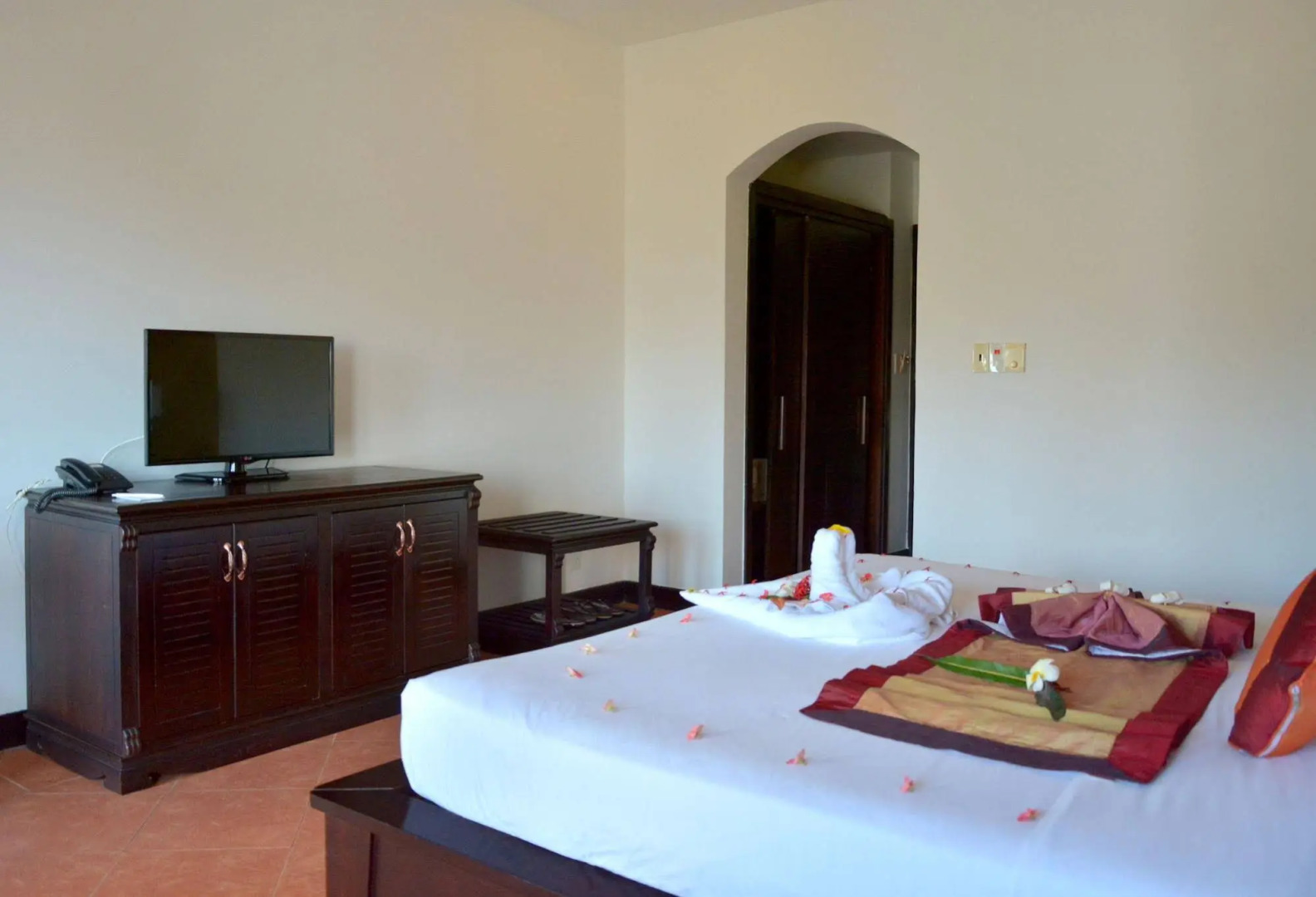 Sea Lion Beach Resort & Spa