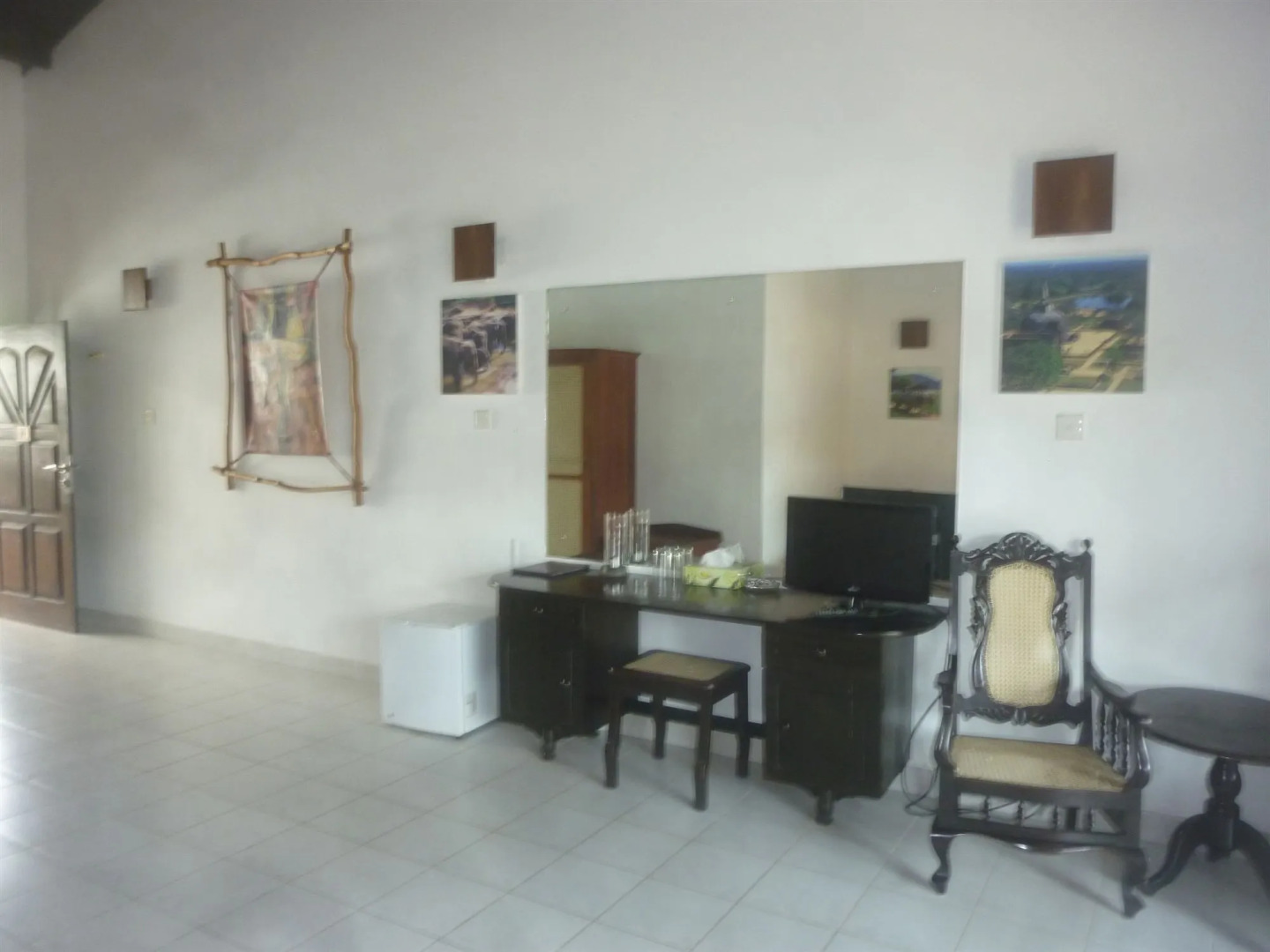 Wunderbar Beach Hotel