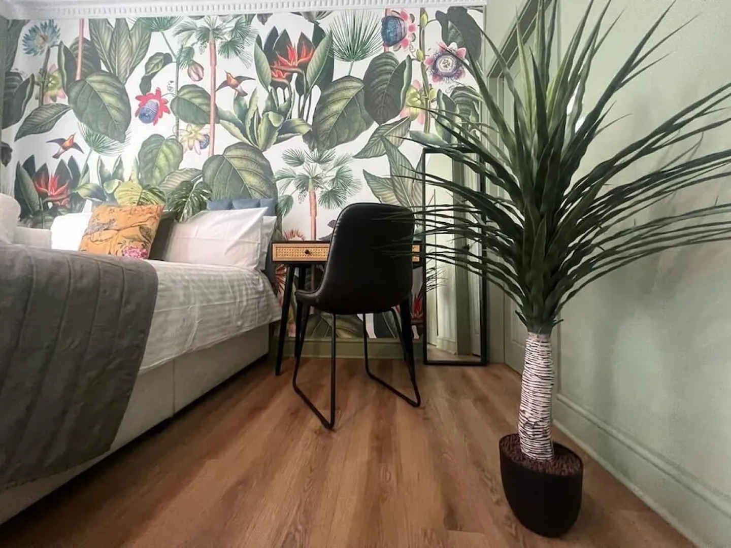 James Place @ Dowlais