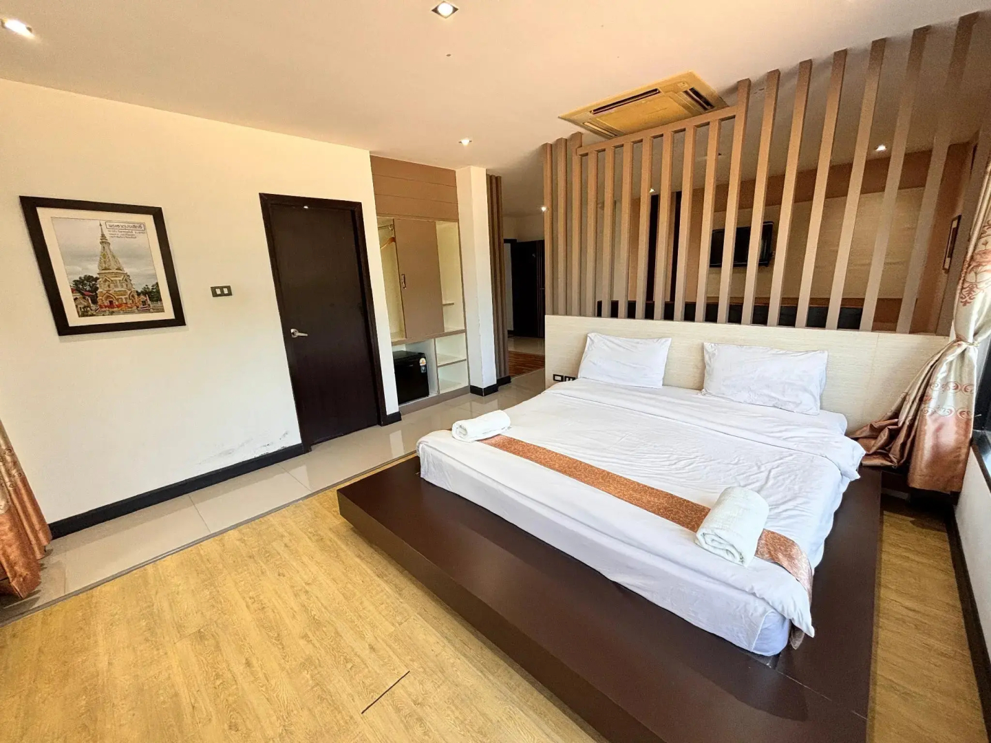 Siam Grand Hotel