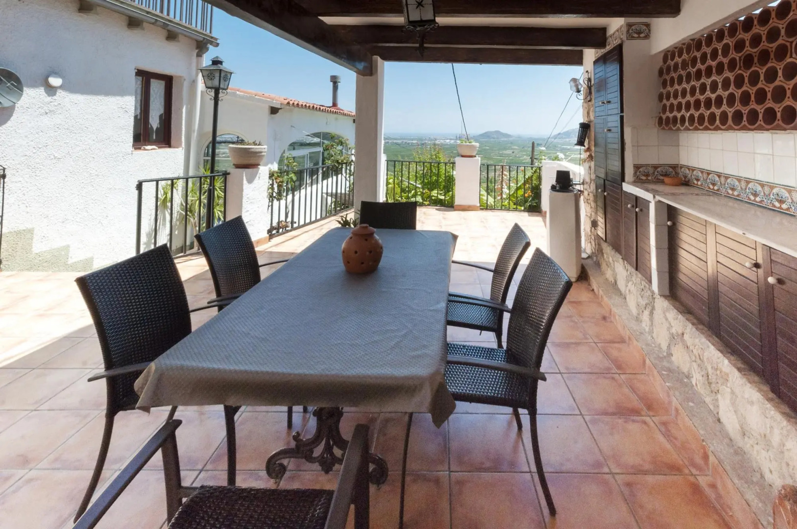LLUMICEL - Villa with private pool in ADOR. Free WiFi