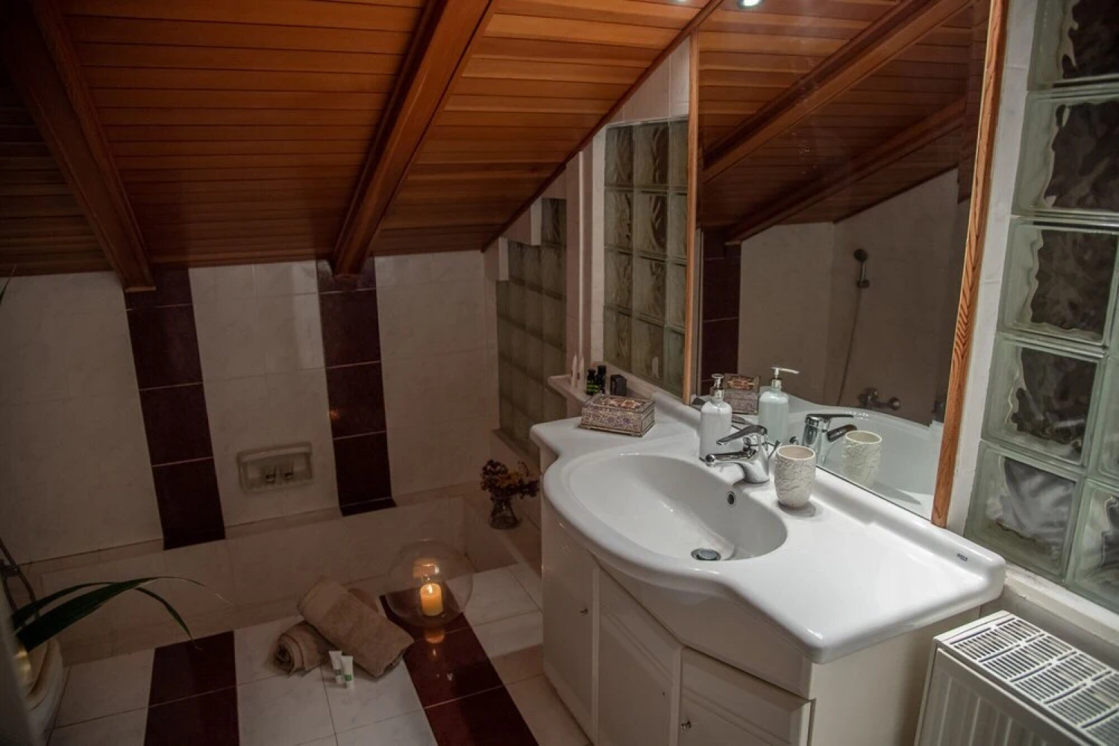 Vouliagmeni luxury Seaview apartment