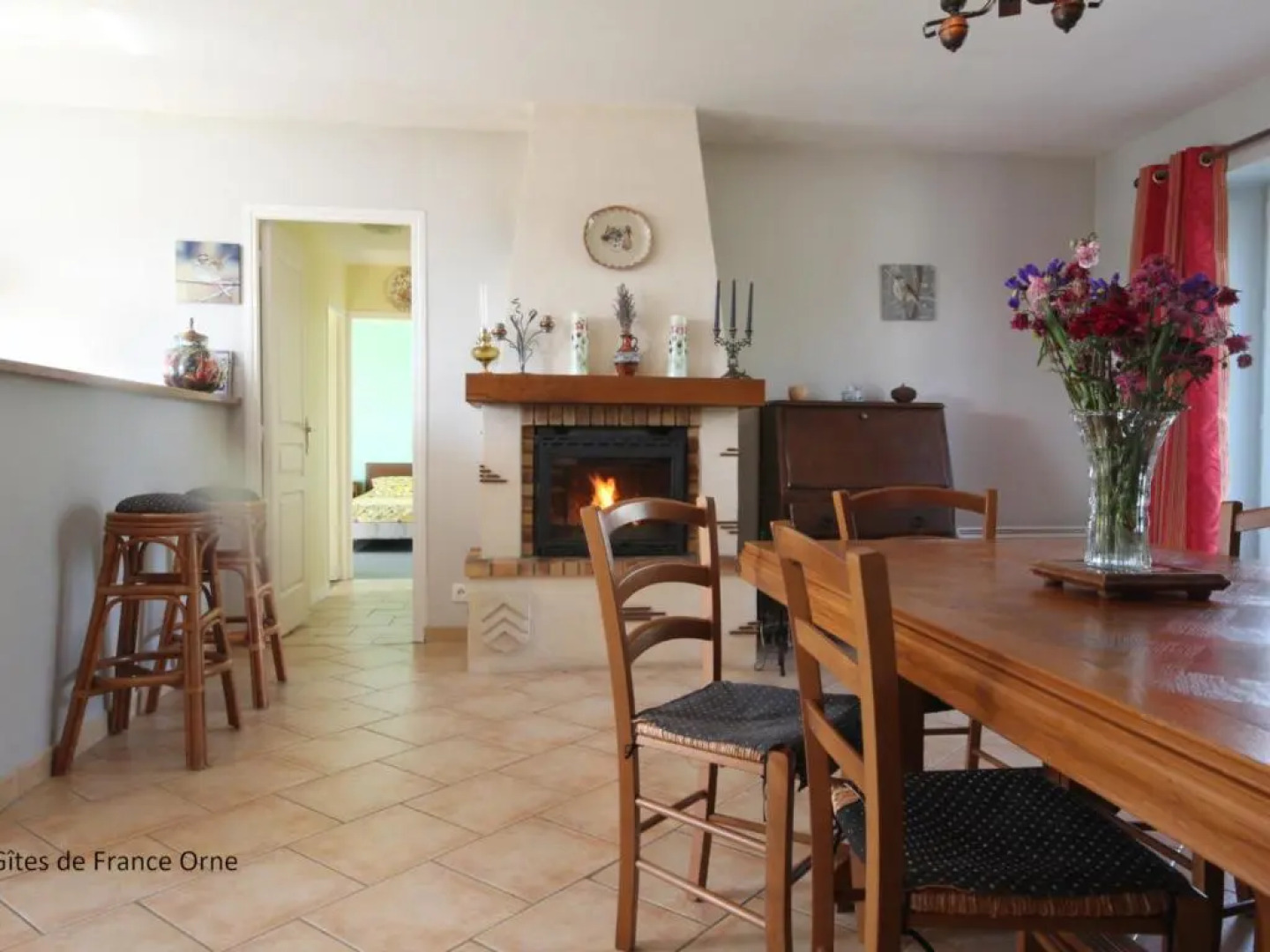 Gîte La Chapelle-Souëf, 4 pièces, 6 personnes - FR-1-497-91