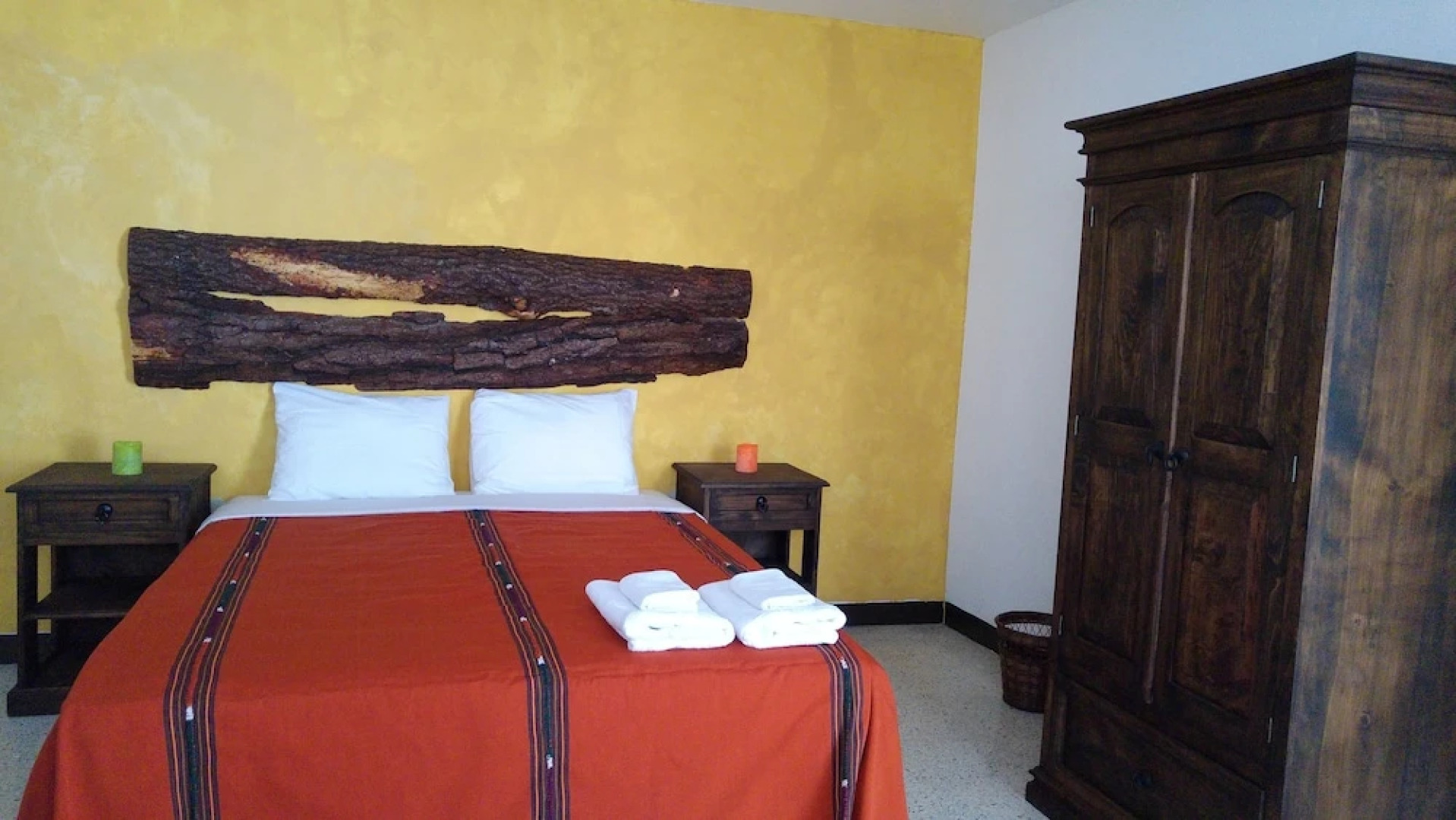 Ixkanul Antigua Hotel