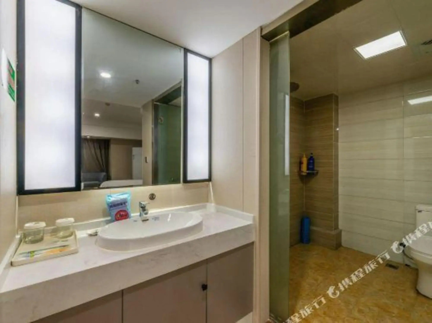 Zhumadian Wanhao Hotel