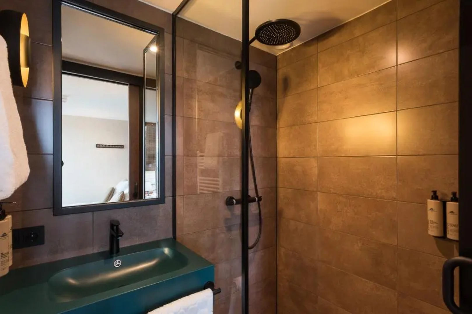 Hotel de Timmerfabriek I Kloeg Collection