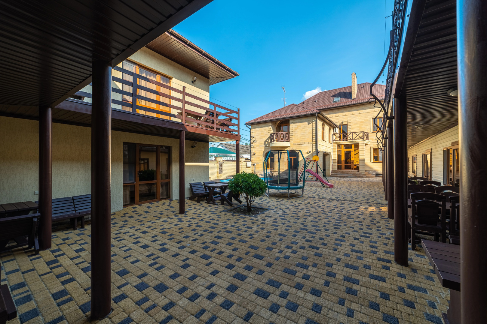 Gostevoj Dom "DIANA"