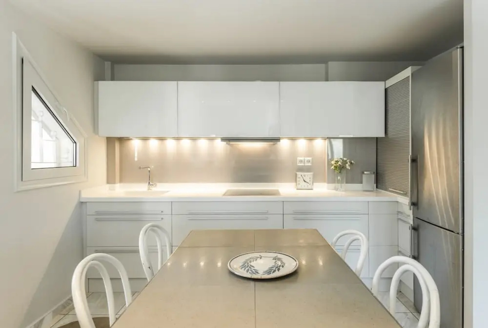 Villa Azzuro by JJ Hospitality