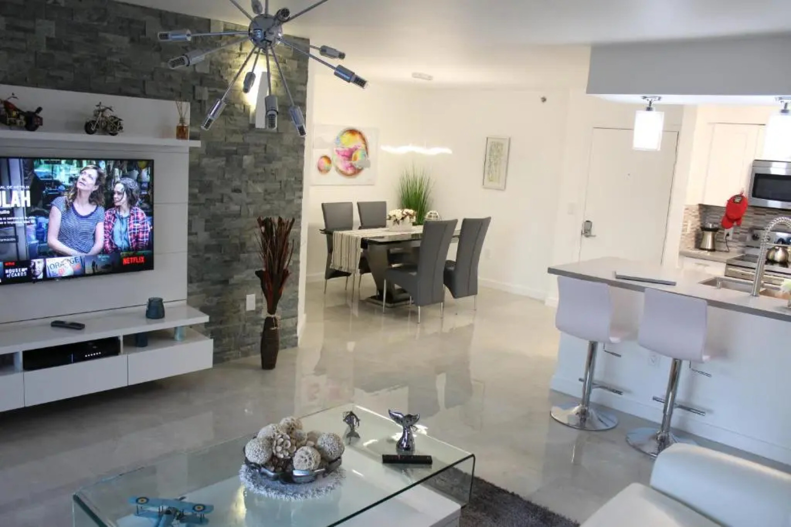 Yacht Club at Aventura Luxurious 1 Bed 1 Bath