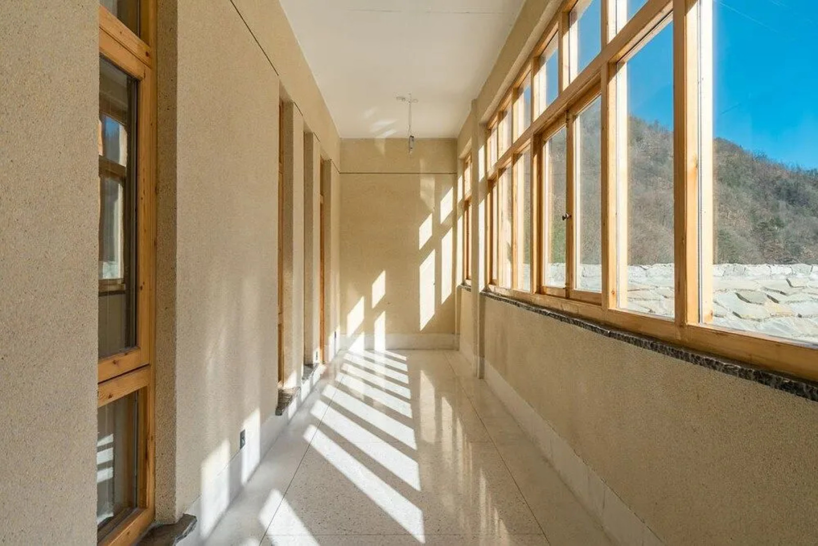 Wuhua Yishu Shouzhuo Park