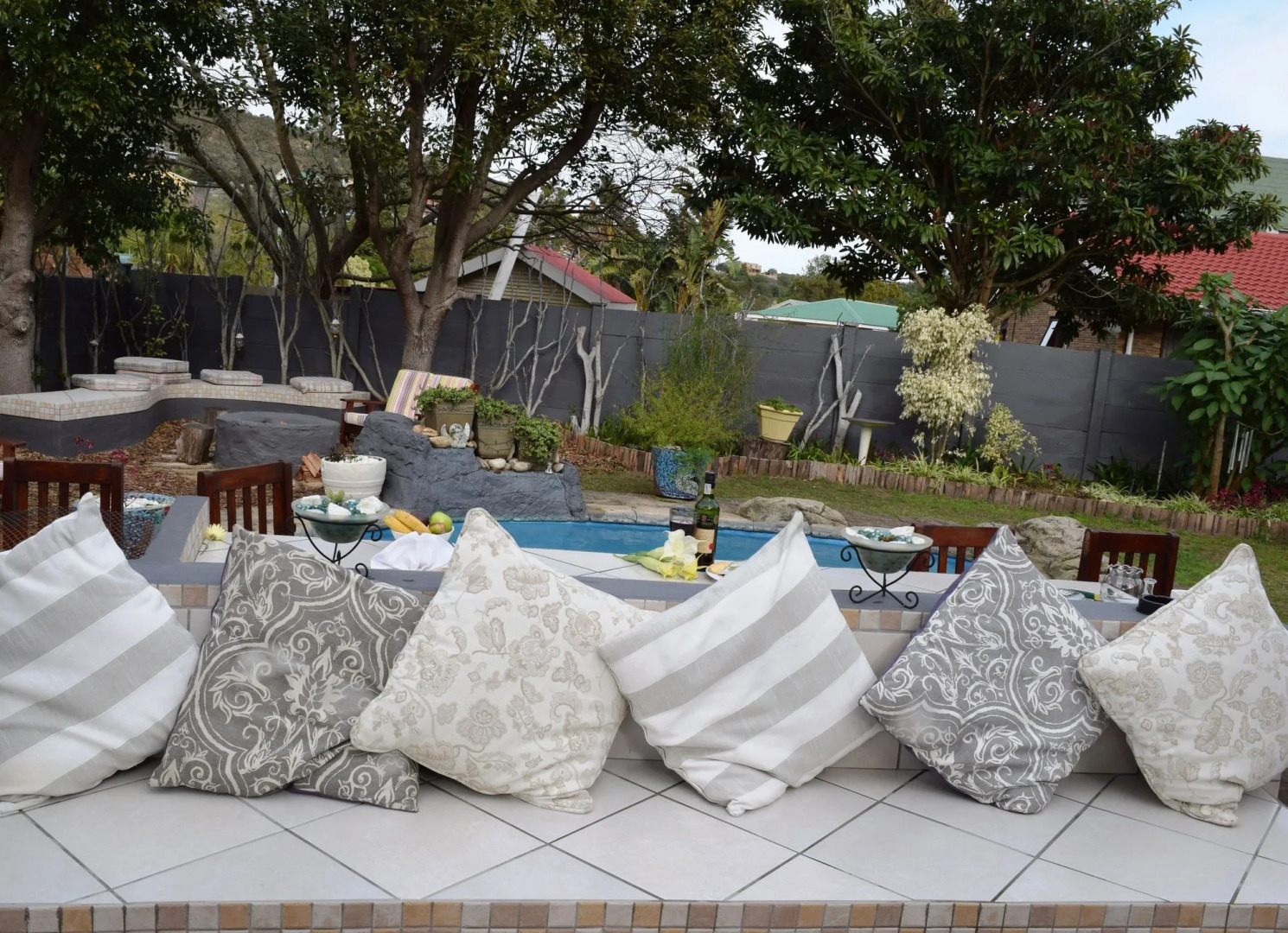 Pelican Lodge