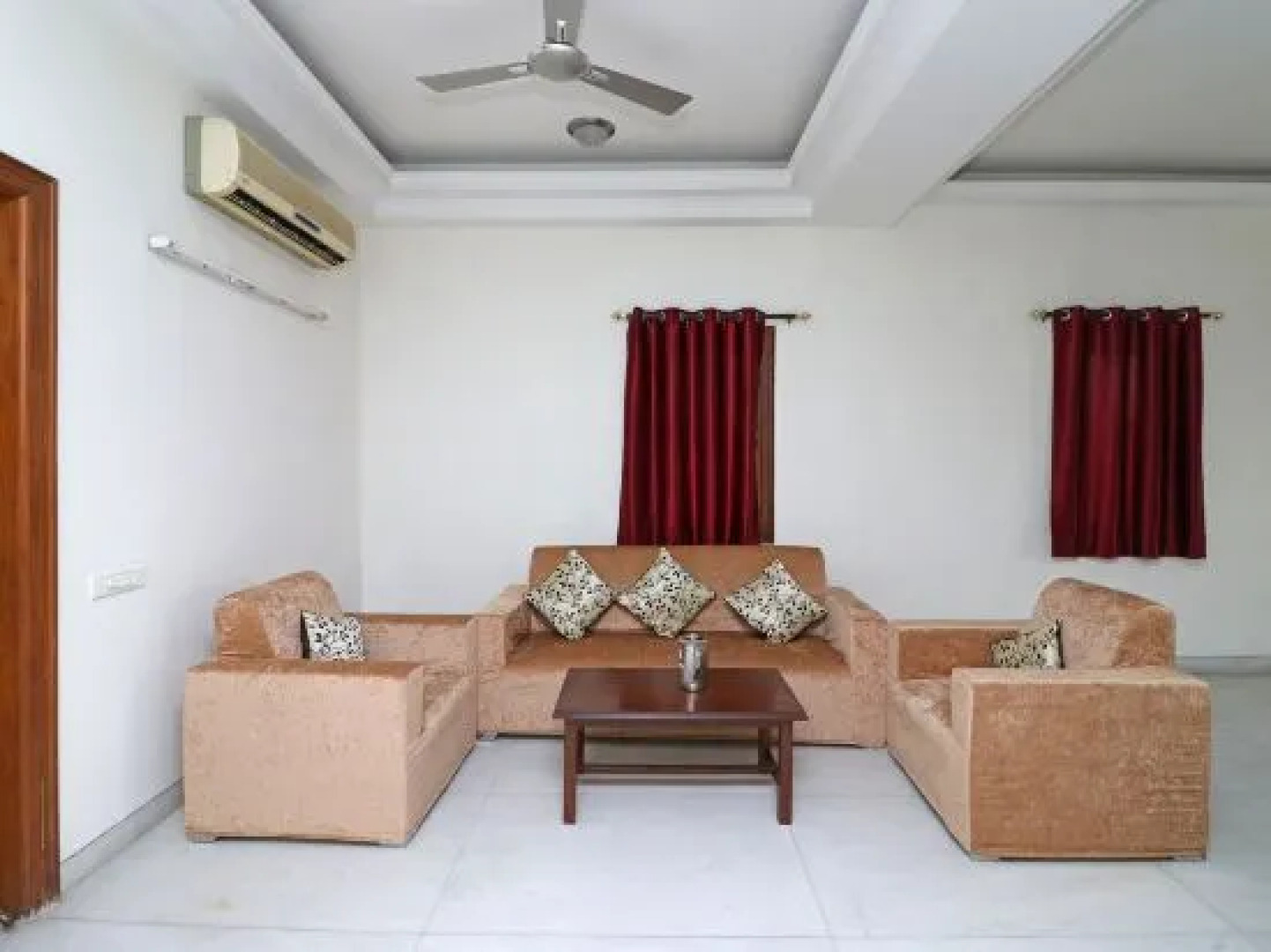 Oyo 1450 Hotel Ashray