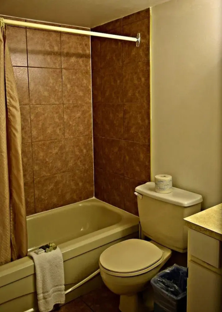 Bonnyville Manor - Centre Suite Inns