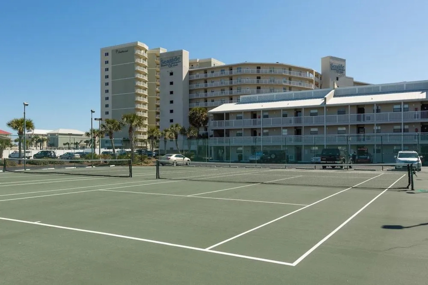 Seaside Beach and Raquet 4710