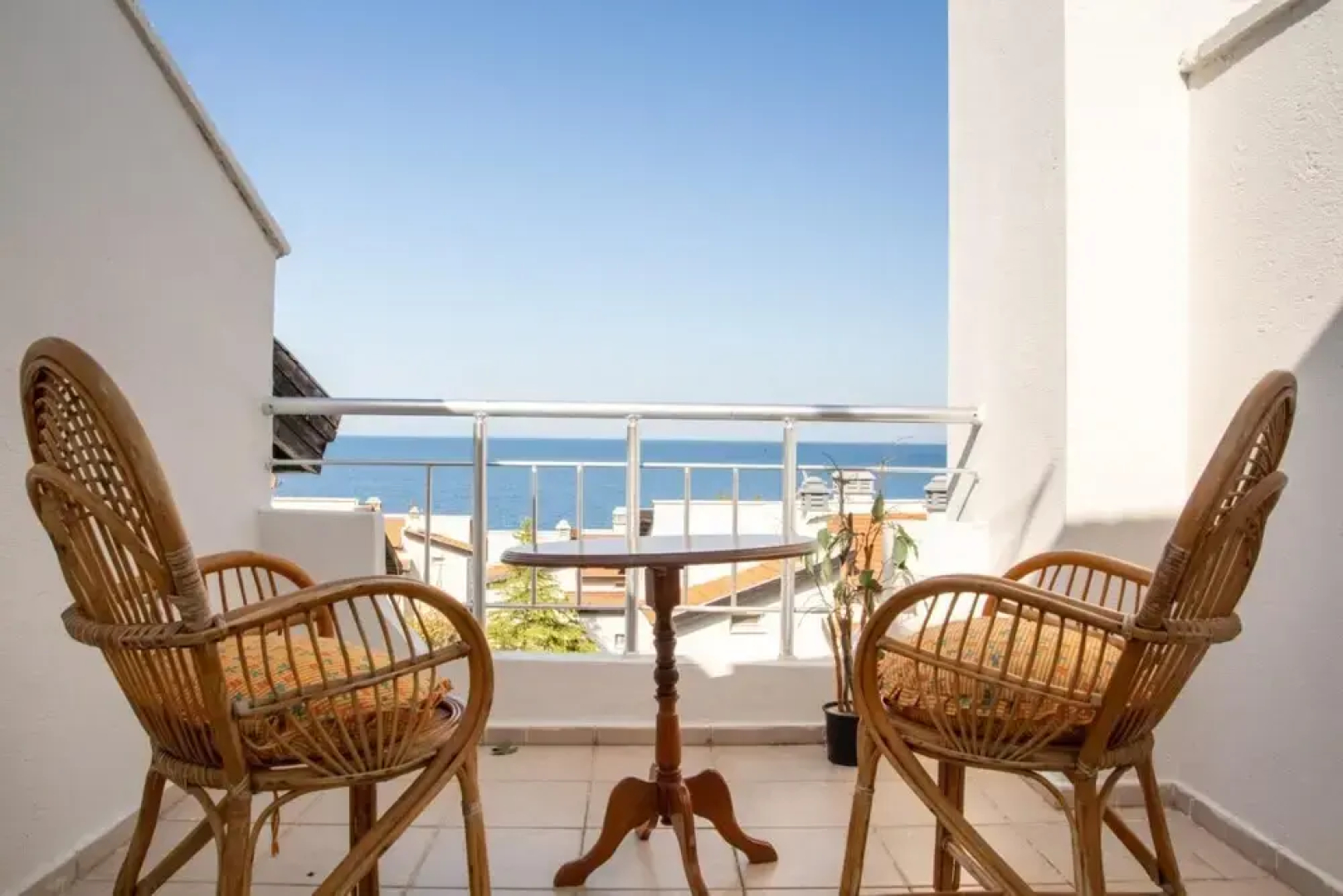 Seaside House w Amazing View in Karaburun Izmir