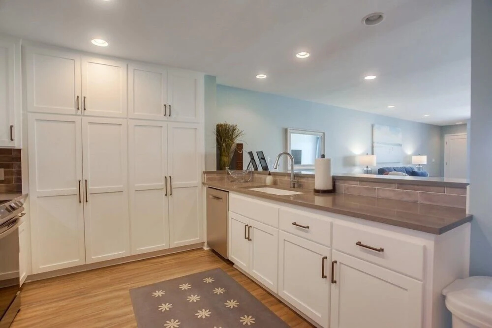 Ocean View Condo Located on The Bluff features EV Charging and Spa SBTC112 by RedAwning