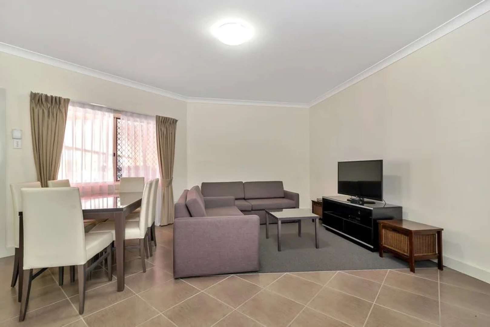 Swagsman Motel Miles