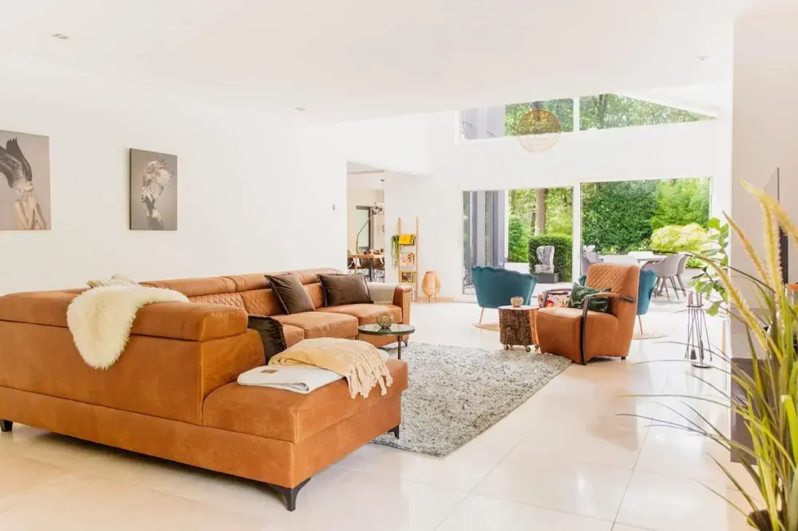 Lanaken Retreat Pool Jacuzzi and Sauna