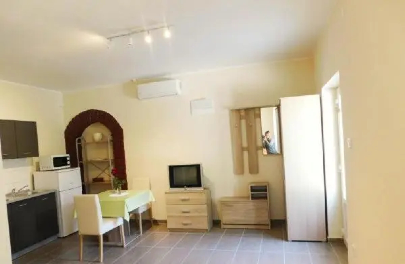 Apartments Danilo 48